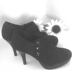 Black bootie heels